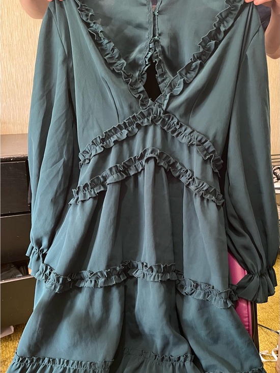 Tops - Ruffled Long-Sleeve V-Neck Tunic Dress - Deep Emerald Green
